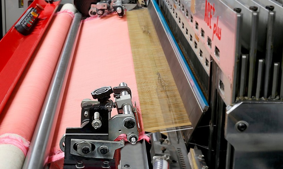 Loom Machines: Boon or Bane for Handloom Weavers?